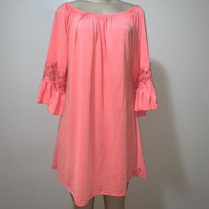 Ruffle sleeve tunic, size L-XL